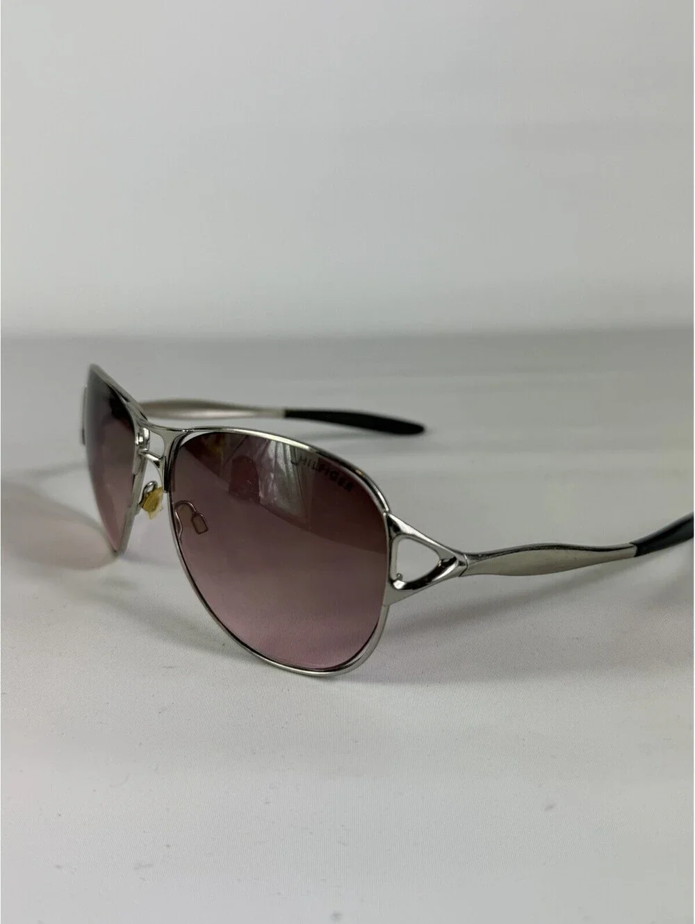 Oakley Hinder Womens Aviators Chrome Sunglasses OO4043-02